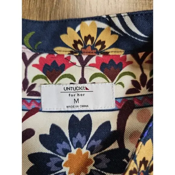 Untuckit Flora Dress Women's Size M EUC Cottage Bohemian Navy Floral - Picture 6 of 13